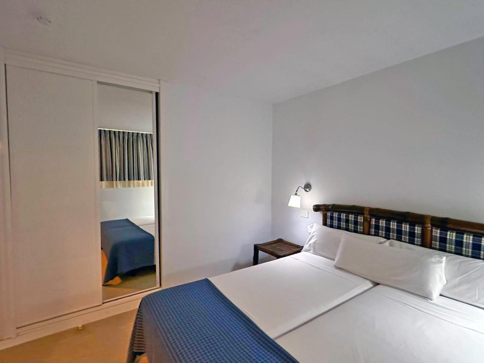 Apartamentos Portonovo Puerto Rico  Ngoại thất bức ảnh
